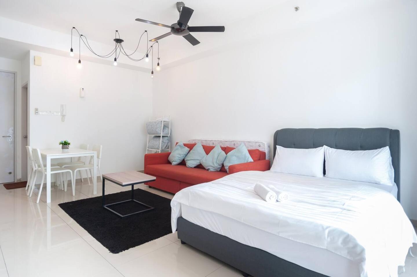 I-city Luxury Condominiums, - Smarthome