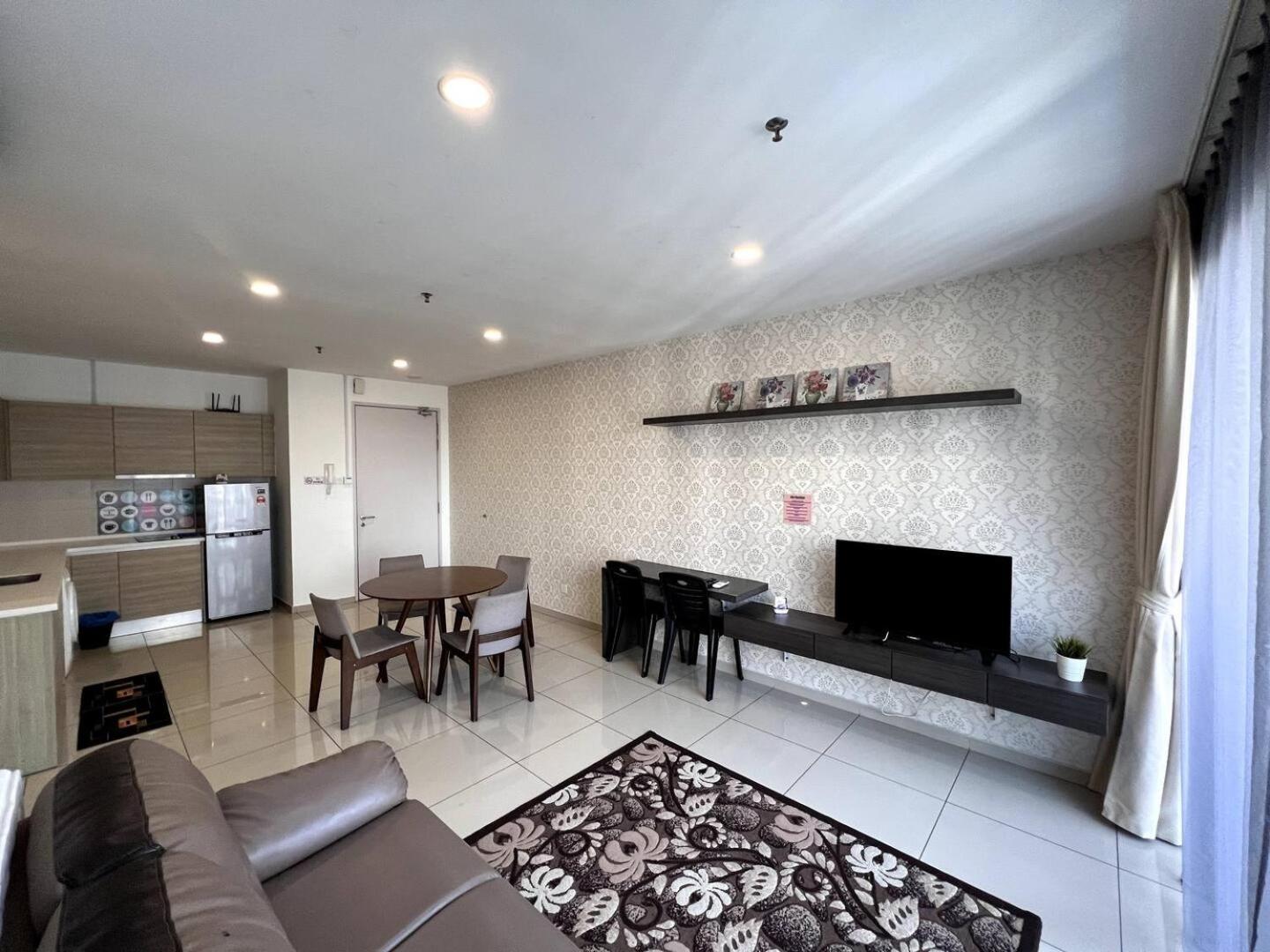 I-city Luxury Condominiums, - Smarthome Apartment Shah Alam