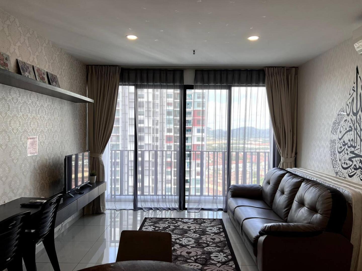 I-city Luxury Condominiums, - Smarthome