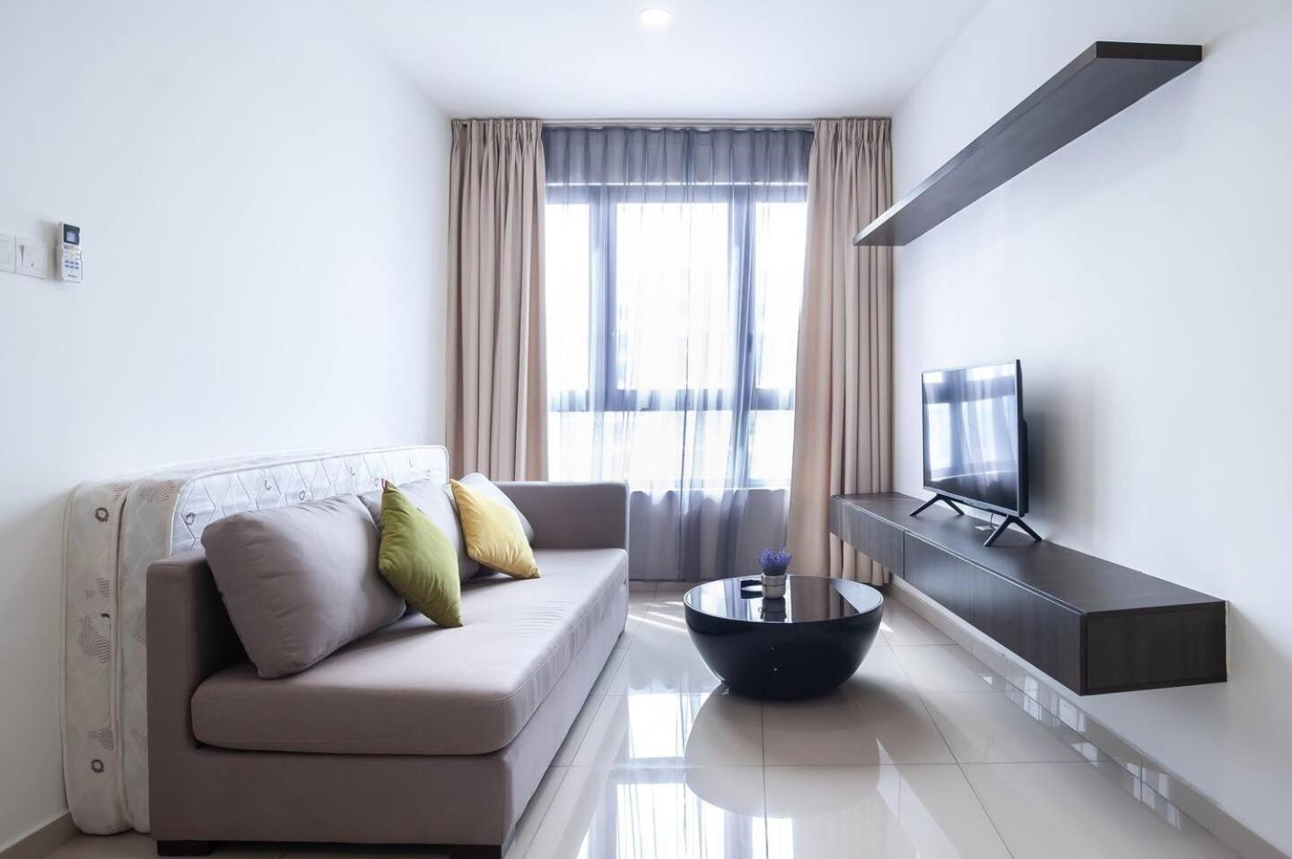 Apartment I-city Luxury Condominiums, - Smarthome