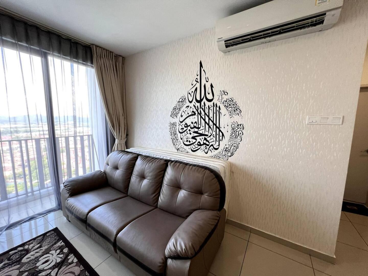 Apartment I-city Luxury Condominiums, - Smarthome *