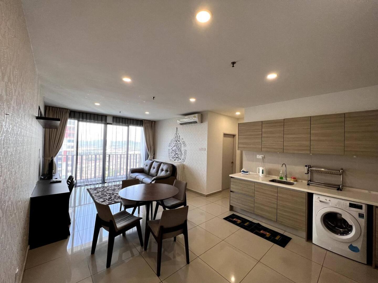 I-city Luxury Condominiums, - Smarthome