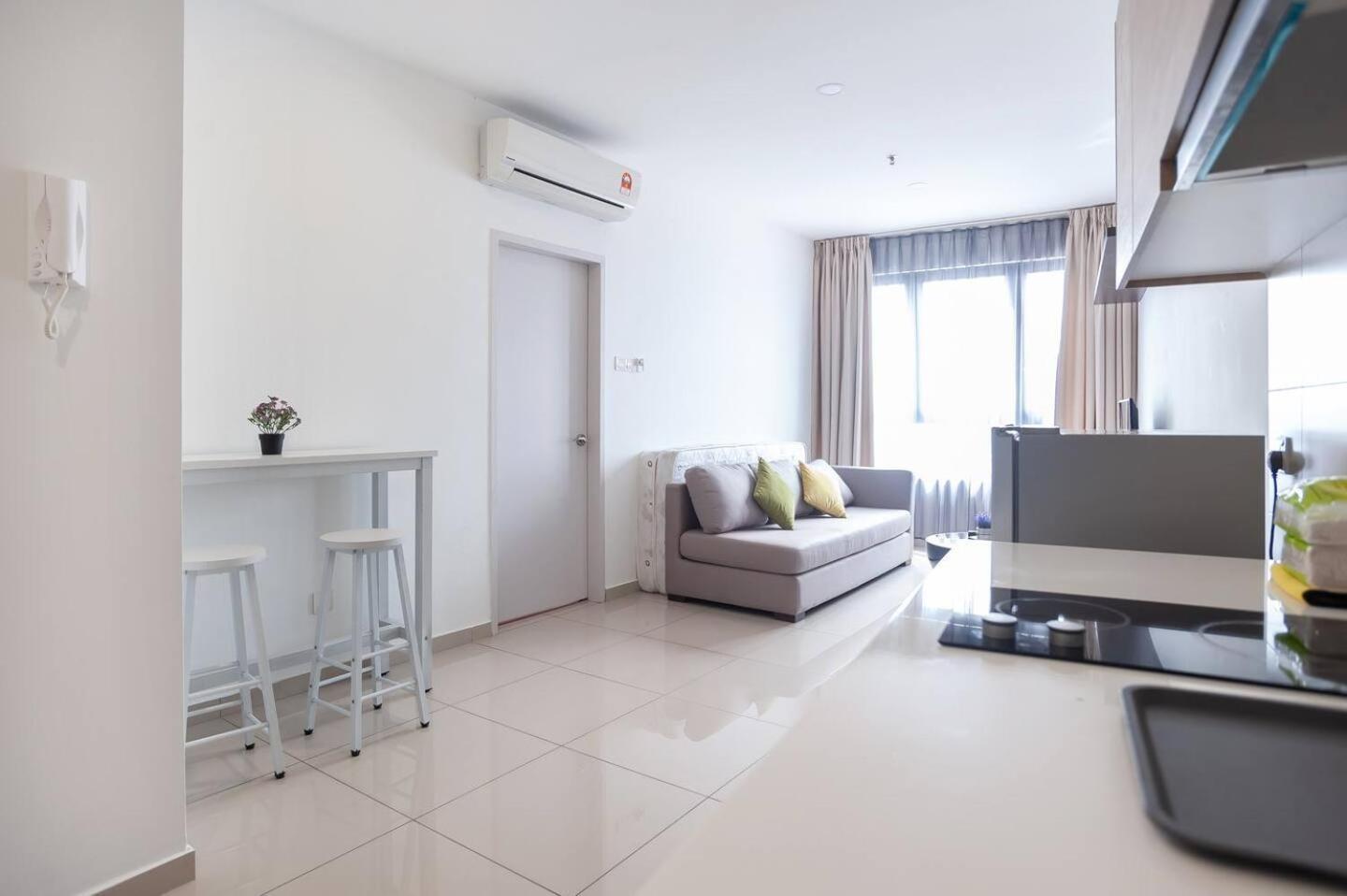I-city Luxury Condominiums, - Smarthome Apartment *
