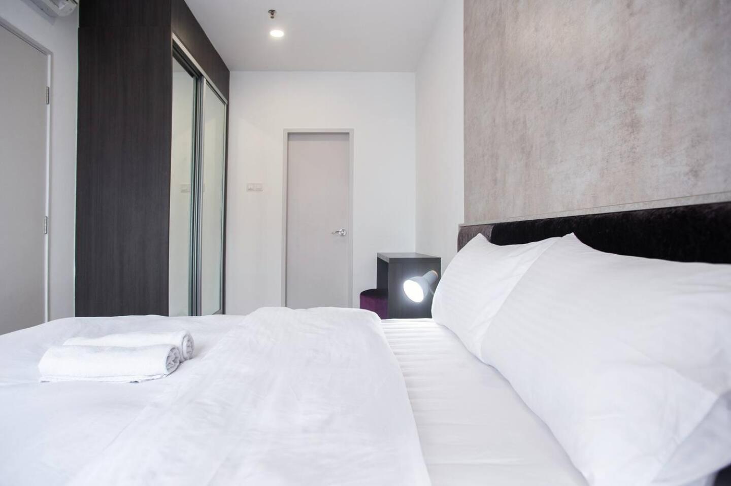 Apartment I-city Luxury Condominiums, - Smarthome