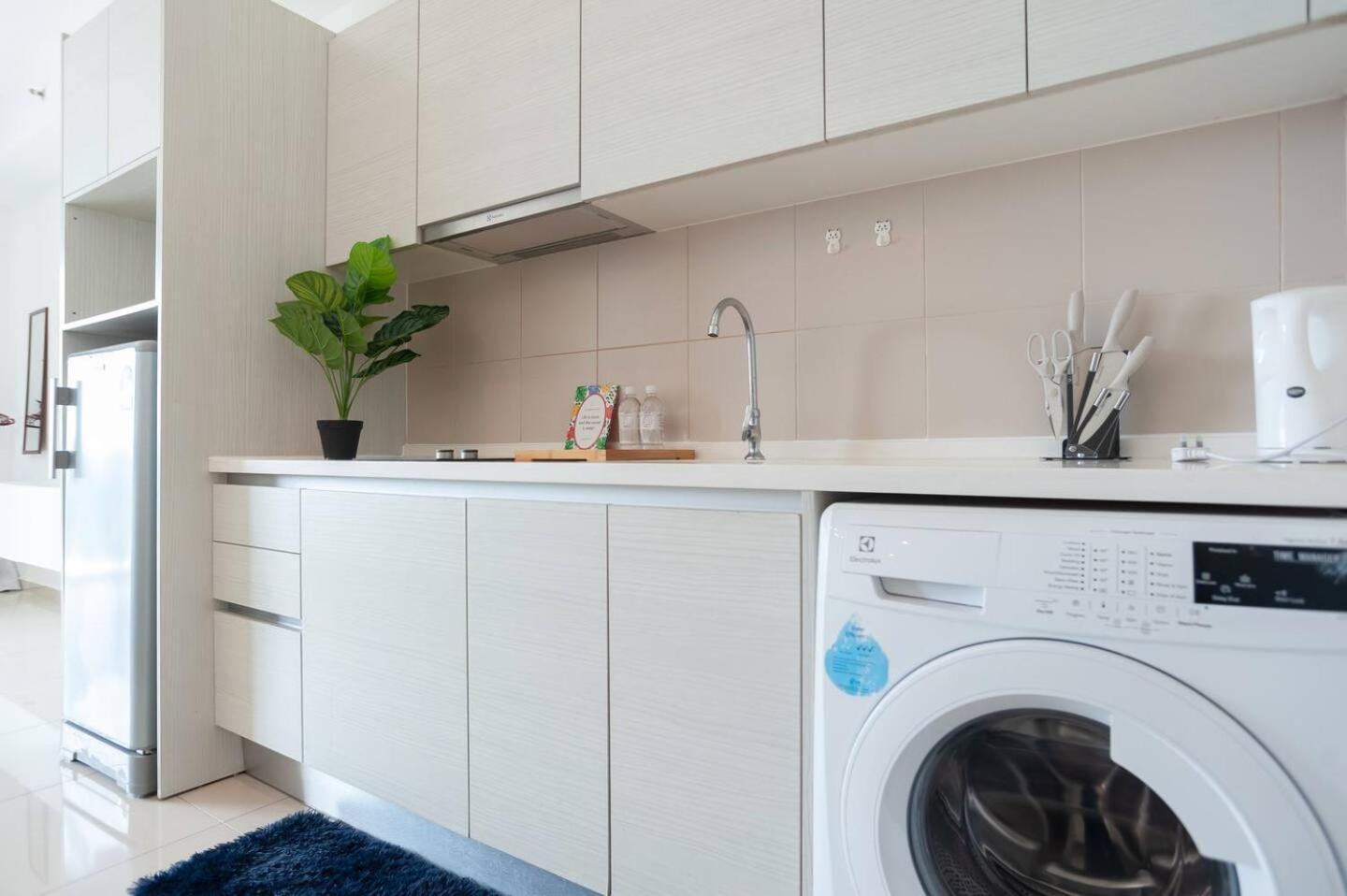 Apartment I-city Luxury Condominiums, - Smarthome *