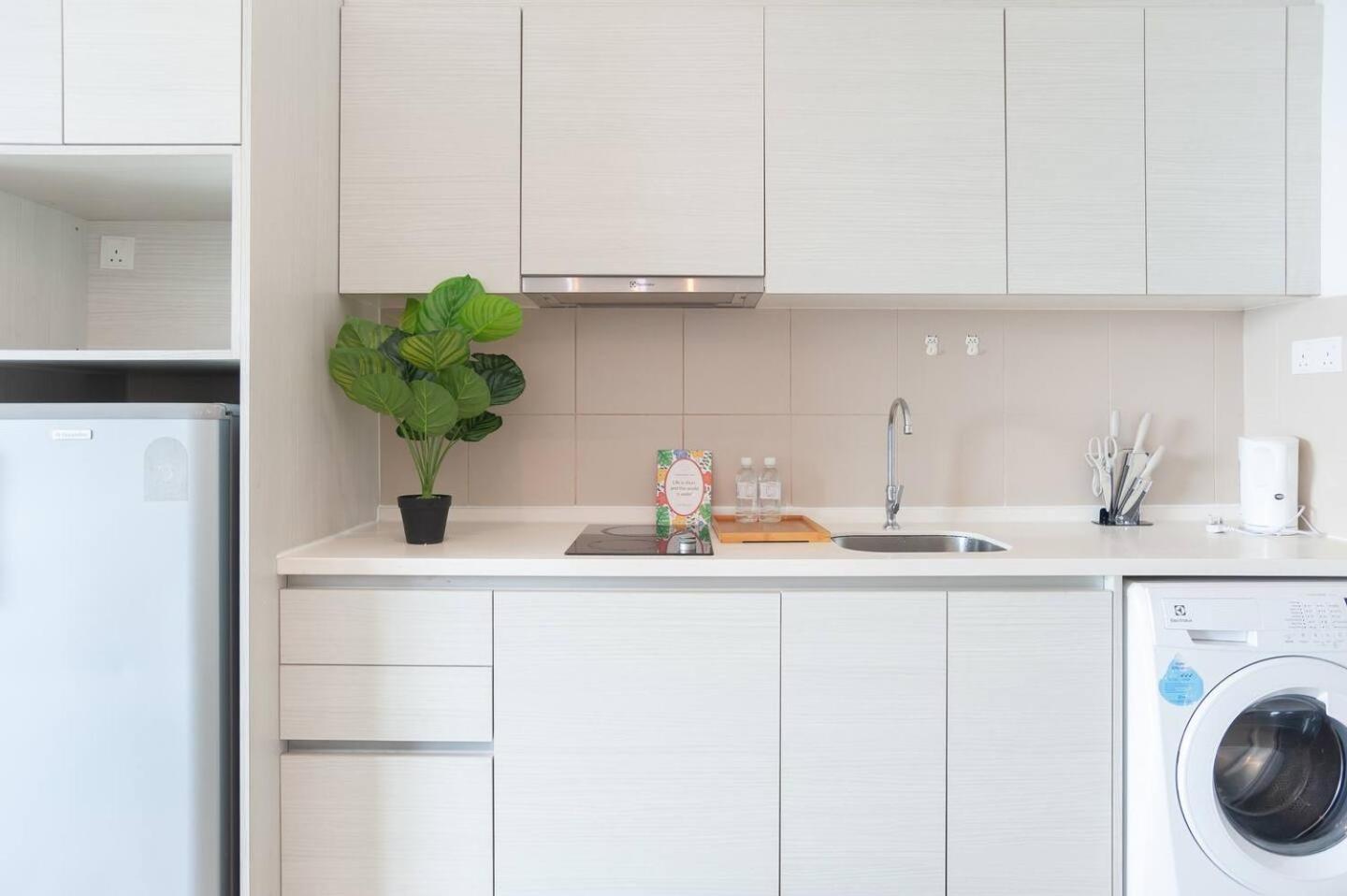 I-city Luxury Condominiums, - Smarthome Apartment