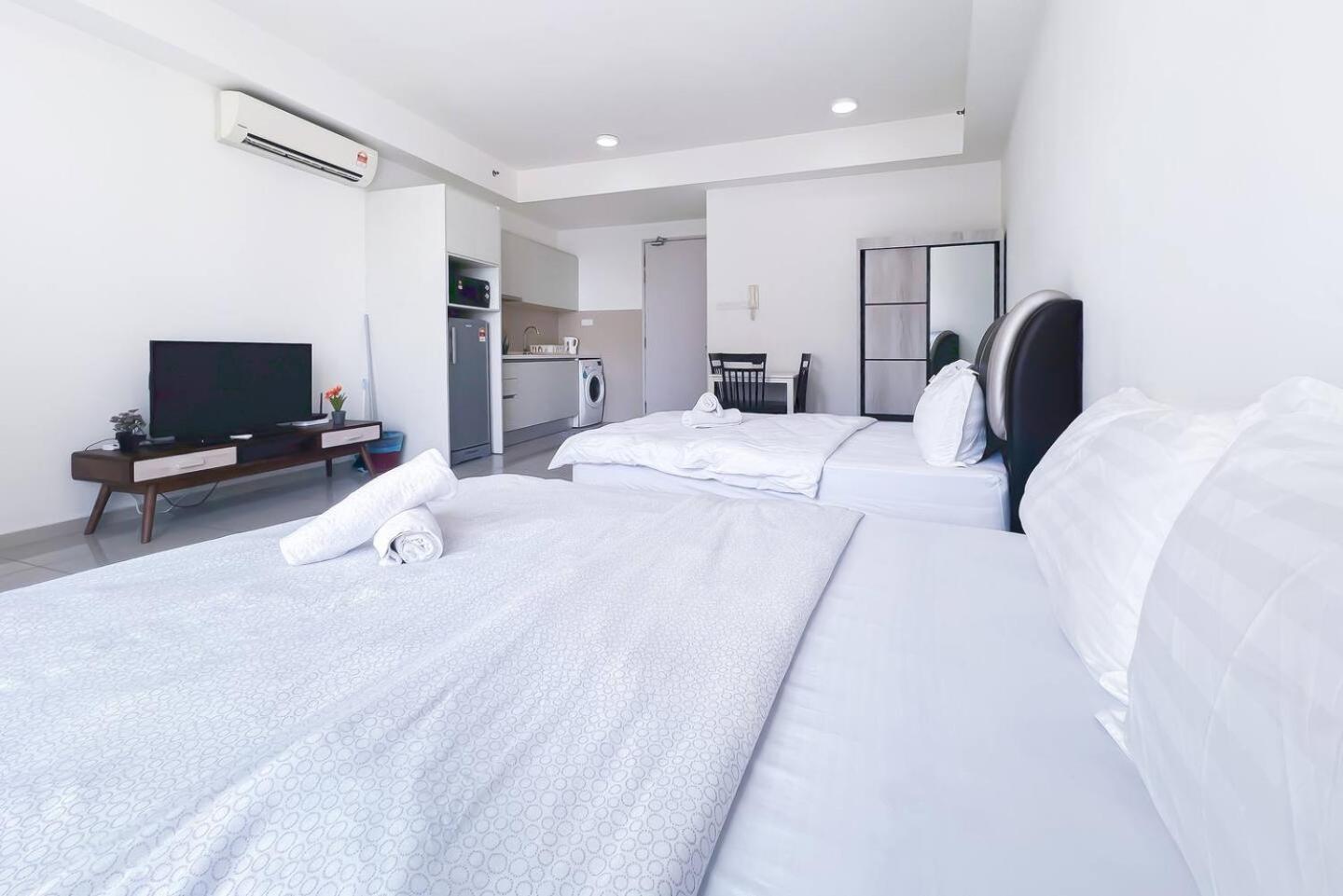 I-city Luxury Condominiums, - Smarthome Apartment