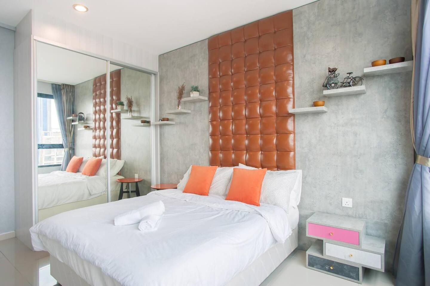 Apartment I-city Luxury Condominiums, - Smarthome *